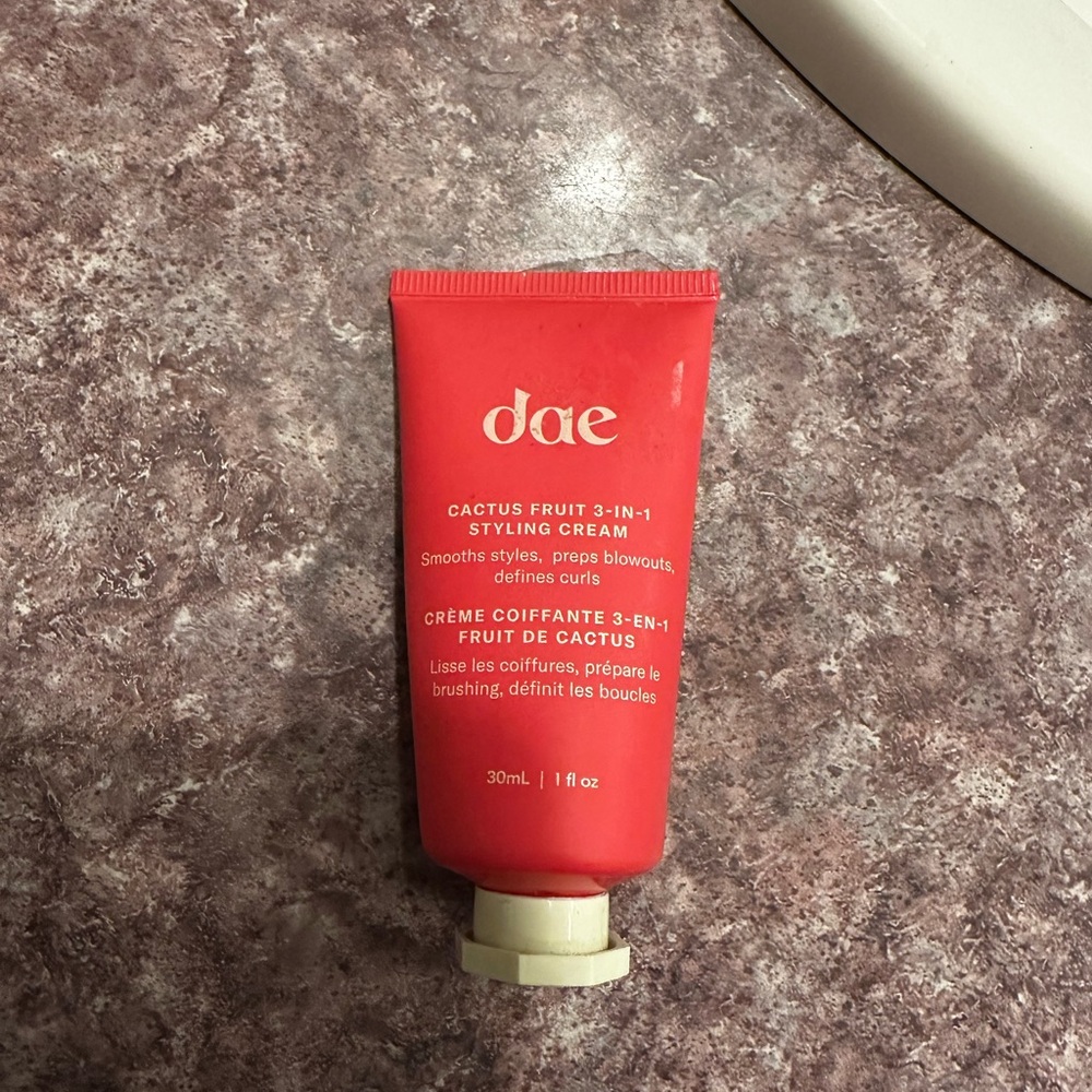 Dae Cactus Fruit 3-in-1 Styling Cream 30mL